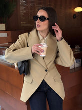 Load image into Gallery viewer, сако “Beige Ateliér”